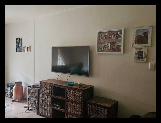 2 BEDROOM TOWNHOUSE FOR SALE IN BRENTWOOD PARK